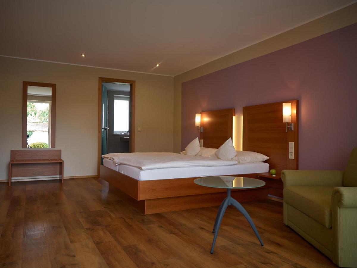 Gaestehaus Ressler Harxheim Екстериор снимка