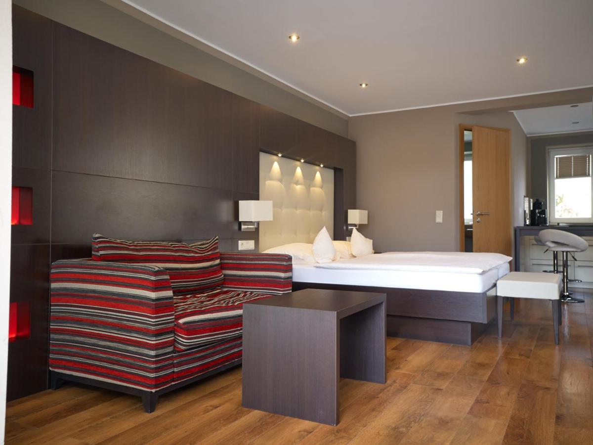Gaestehaus Ressler Harxheim Екстериор снимка