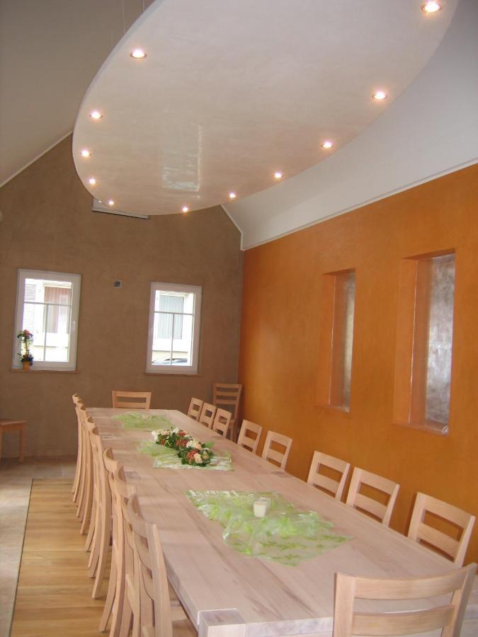 Gaestehaus Ressler Harxheim Екстериор снимка